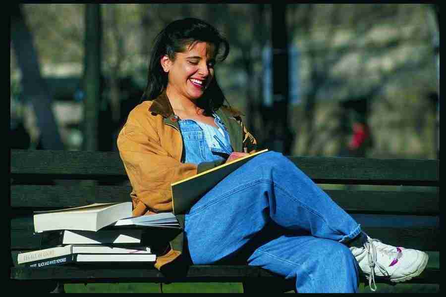 People and Lifestyles 2 - DiAMAR ></a>
<script language=JavaScript> 
  var txt = 