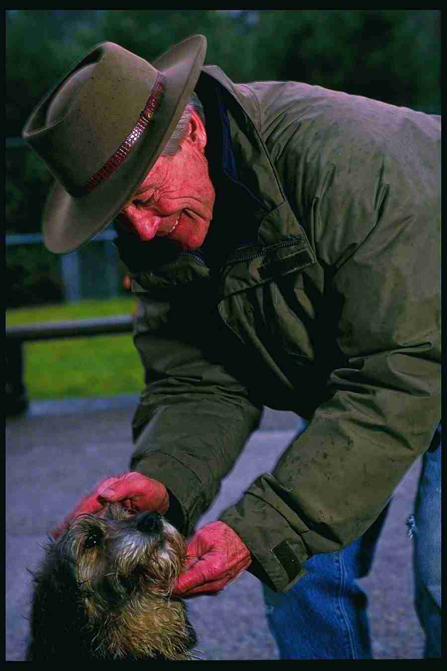 People and Lifestyles3 - DiAMAR ></a>
<script language=JavaScript> 
  var txt = 