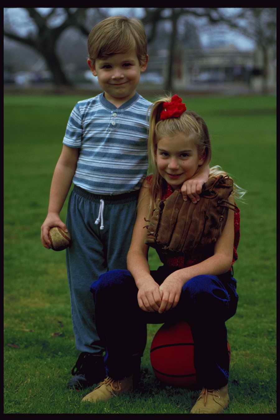 People and Lifestyles 4 - DiAMAR ></a>
<script language=JavaScript> 
  var txt = 