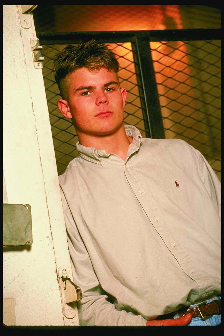 People and Lifestyles 5 - DiAMAR ></a>
<script language=JavaScript> 
  var txt = 