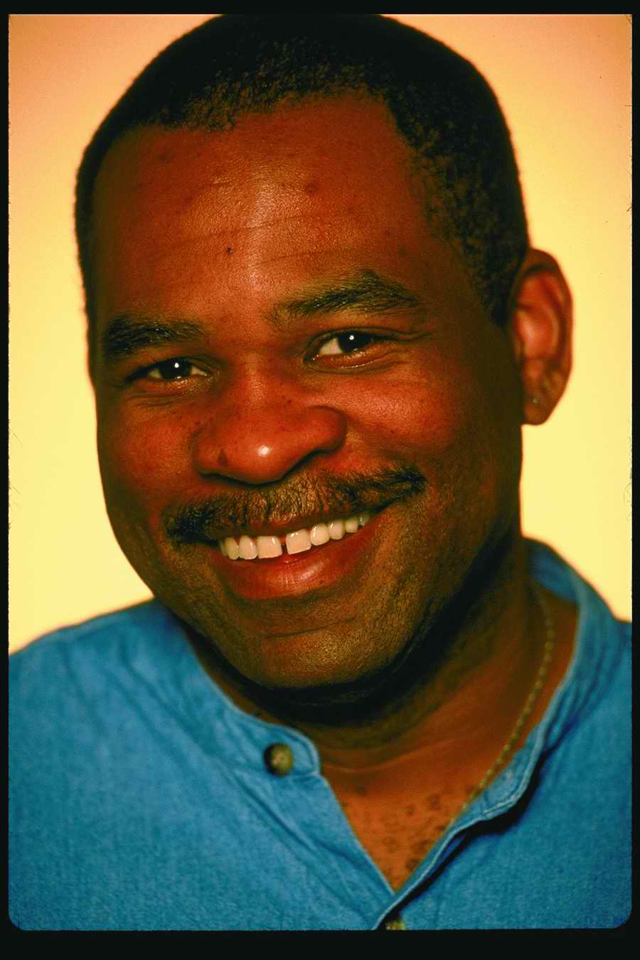 People and Lifestyles 5 - DiAMAR ></a>
<script language=JavaScript> 
  var txt = 