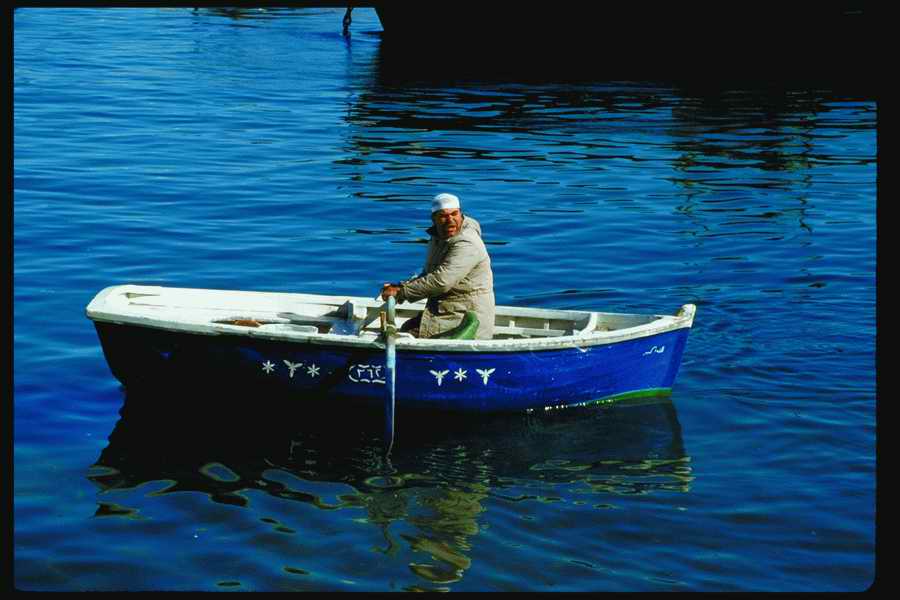 People and Lifestyles 5 - DiAMAR ></a>
<script language=JavaScript> 
  var txt = 