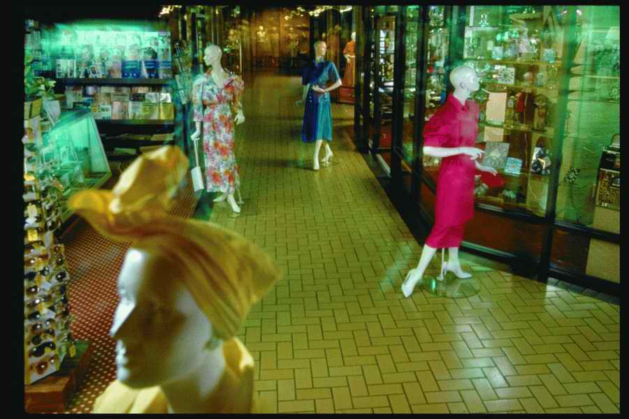 People and Lifestyles 5 - DiAMAR ></a>
<script language=JavaScript> 
  var txt = 