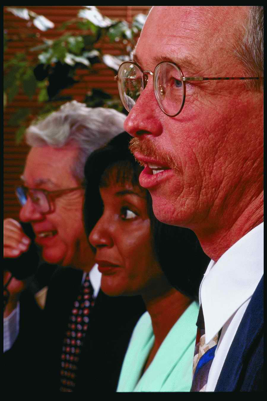 People and Lifestyles 6 - DiAMAR ></a>
<script language=JavaScript> 
  var txt = 