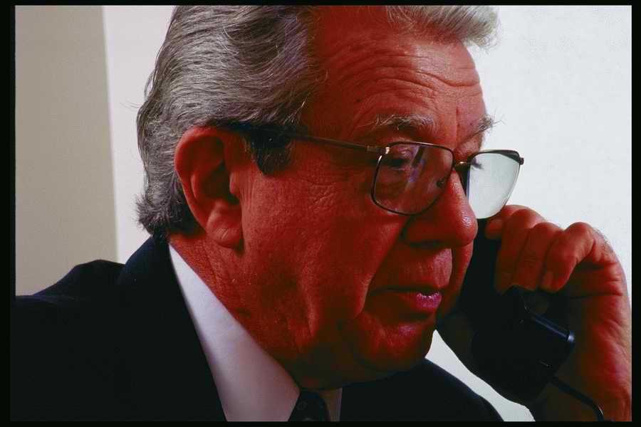 People and Lifestyles 6 - DiAMAR ></a>
<script language=JavaScript> 
  var txt = 