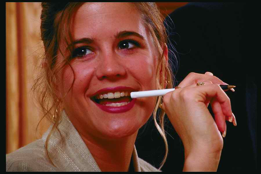People and Lifestyles 6 - DiAMAR ></a>
<script language=JavaScript> 
  var txt = 