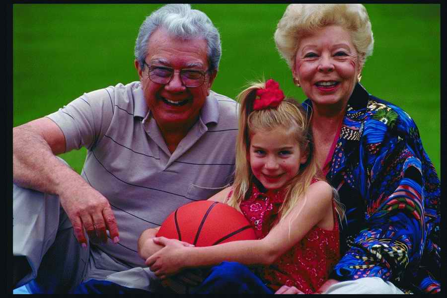 People and Lifestyles 7 - DiAMAR ></a>
<script language=JavaScript> 
  var txt = 