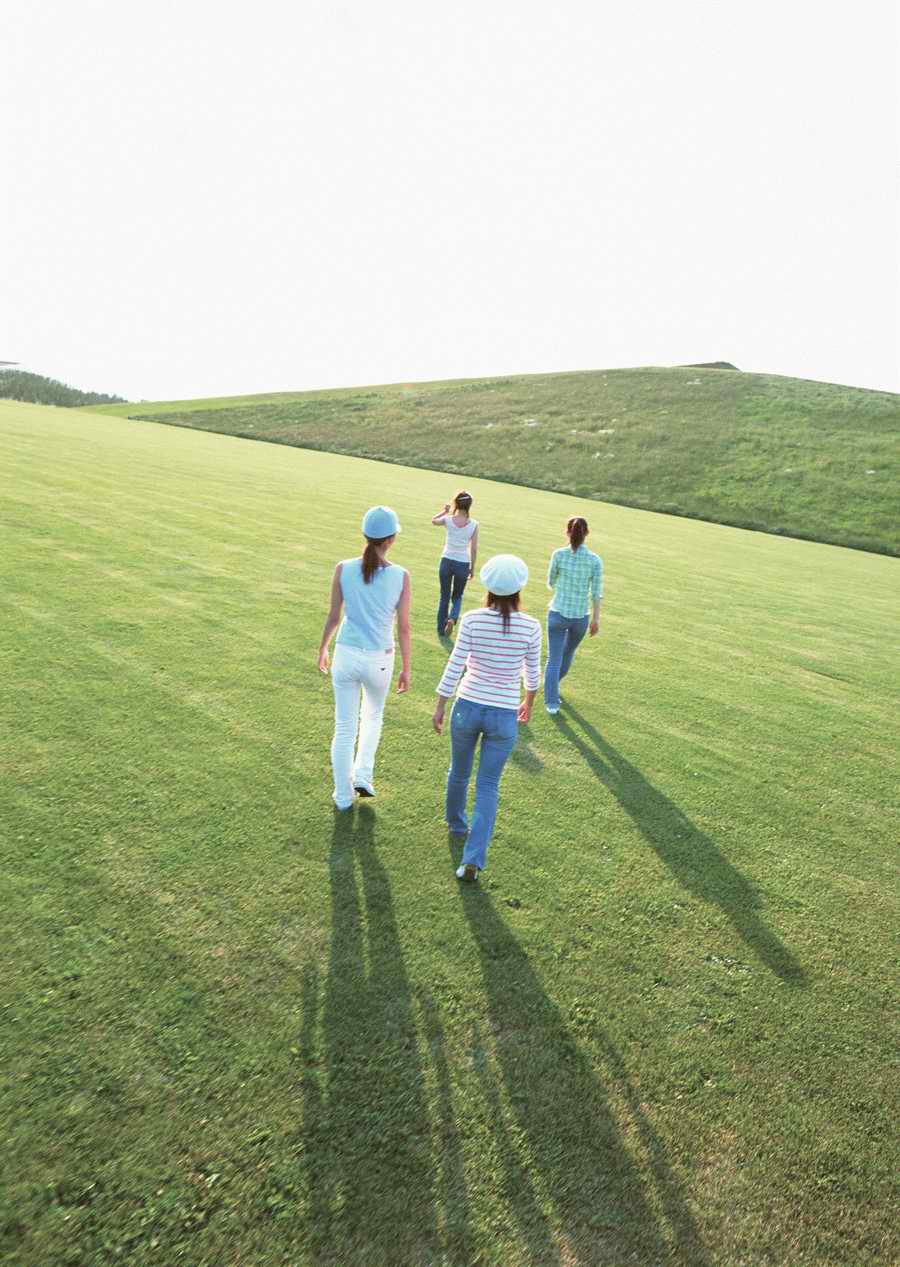 Cheerful Women - Datacraft Sozaijiten  ></a>
<script language=JavaScript> 
  var txt = 