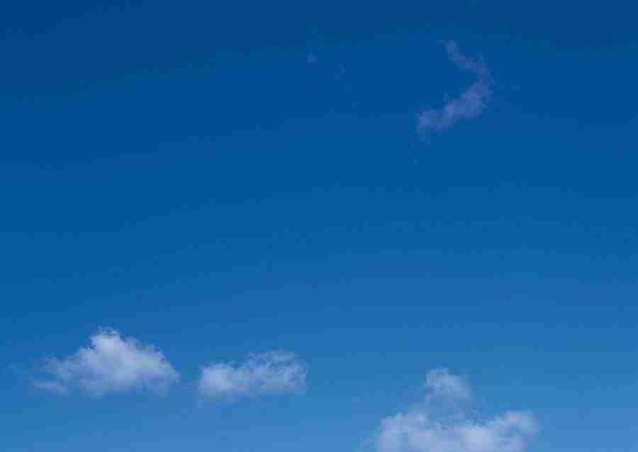 Clouds - Datacraft Sozaijiten  ></a>
<script language=JavaScript> 
  var txt = 