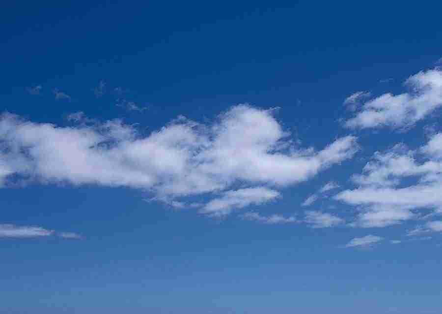 Clouds - Datacraft Sozaijiten  ></a>
<script language=JavaScript> 
  var txt = 