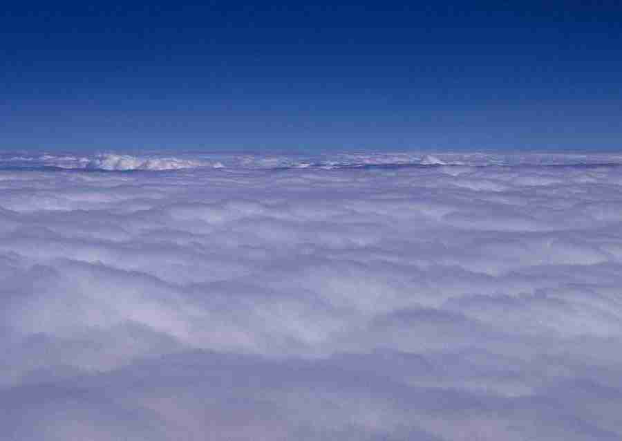 Clouds - Datacraft Sozaijiten  ></a>
<script language=JavaScript> 
  var txt = 