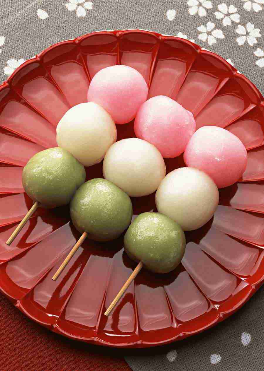 Japanese Yearly Celebrations - Datacraft Sozaijiten  ></a>
<script language=JavaScript> 
  var txt = 