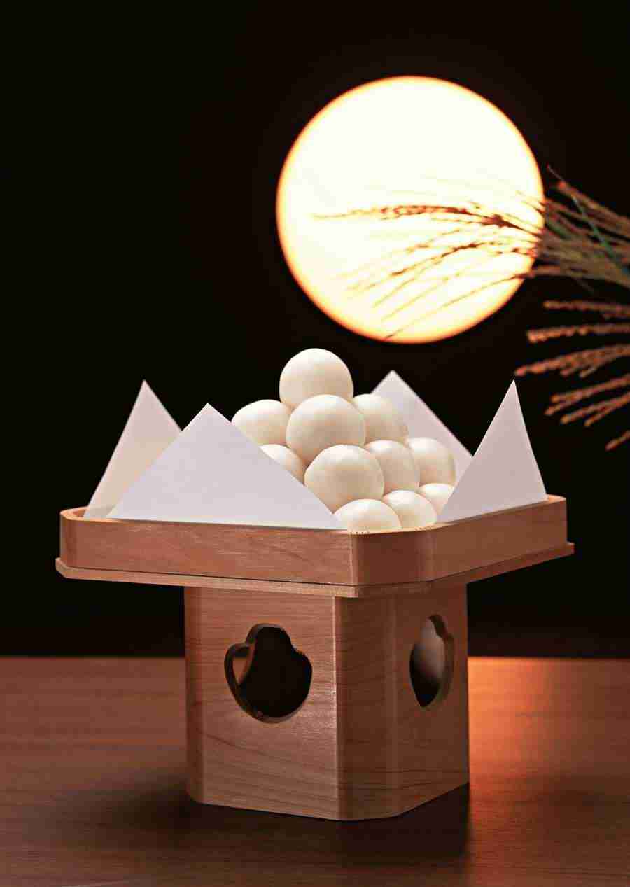 Japanese Yearly Celebrations - Datacraft Sozaijiten  ></a>
<script language=JavaScript> 
  var txt = 