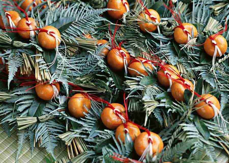 Japanese Yearly Celebrations - Datacraft Sozaijiten  ></a>
<script language=JavaScript> 
  var txt = 