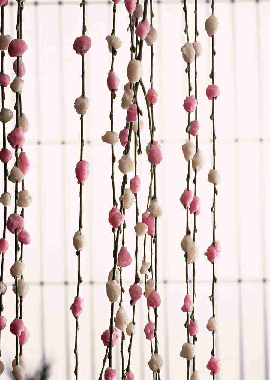 Japanese Yearly Celebrations - Datacraft Sozaijiten  ></a>
<script language=JavaScript> 
  var txt = 