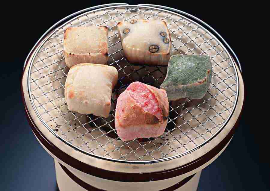 Japanese Yearly Celebrations - Datacraft Sozaijiten  ></a>
<script language=JavaScript> 
  var txt = 