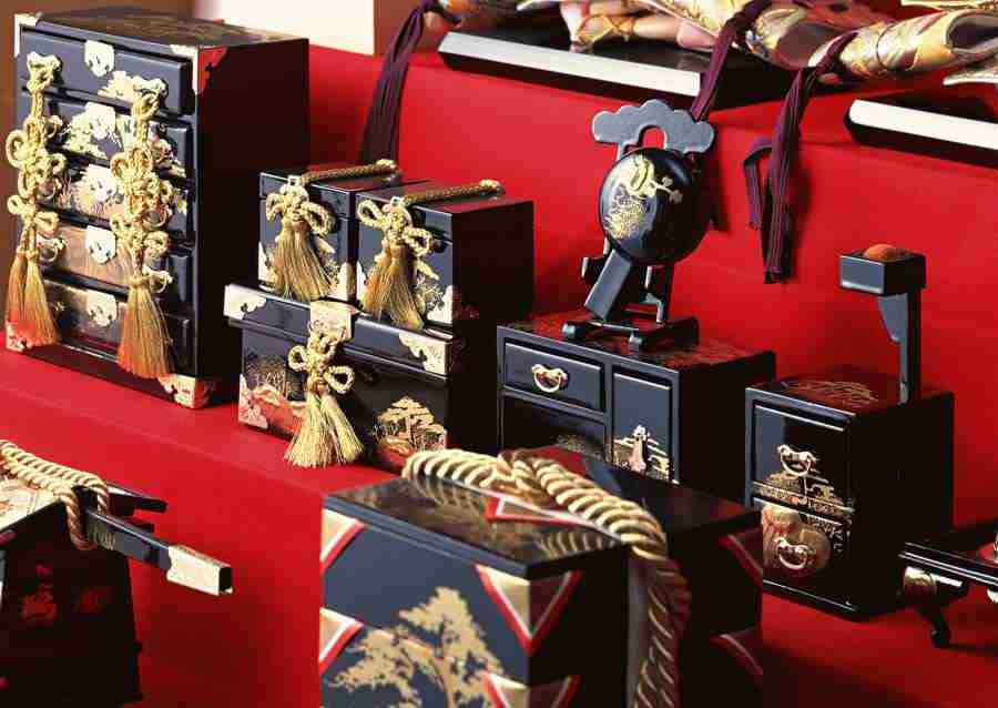 Japanese Yearly Celebrations - Datacraft Sozaijiten  ></a>
<script language=JavaScript> 
  var txt = 