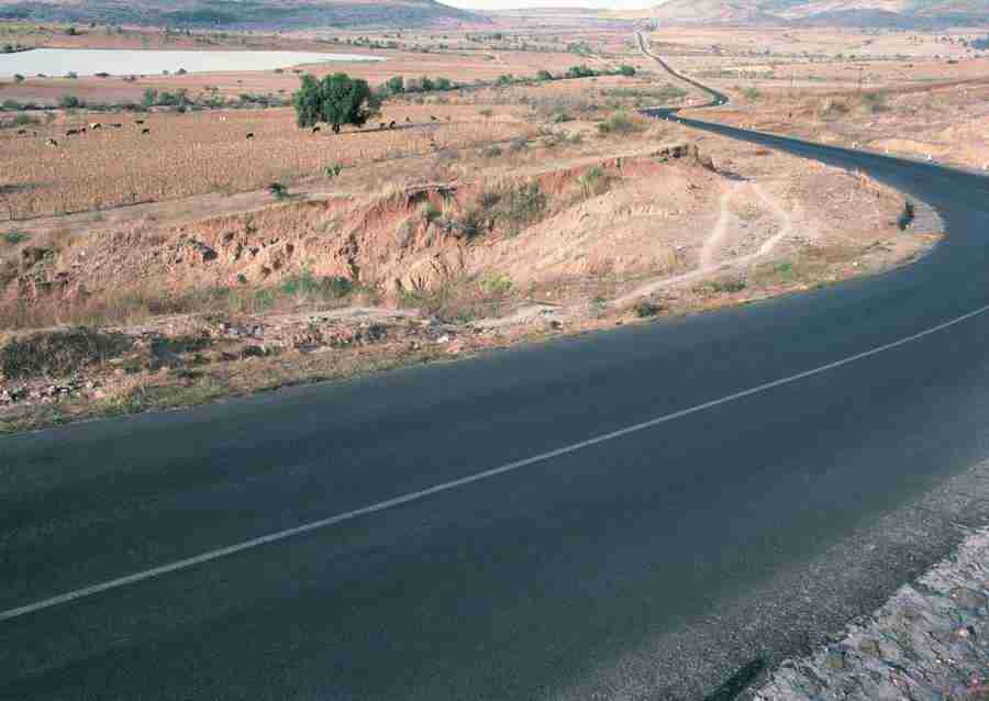 Landscapes Featuring Roads - Datacraft Sozaijiten  ></a>
<script language=JavaScript> 
  var txt = 