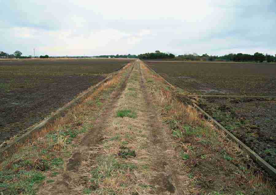 Landscapes Featuring Roads - Datacraft Sozaijiten  ></a>
<script language=JavaScript> 
  var txt = 