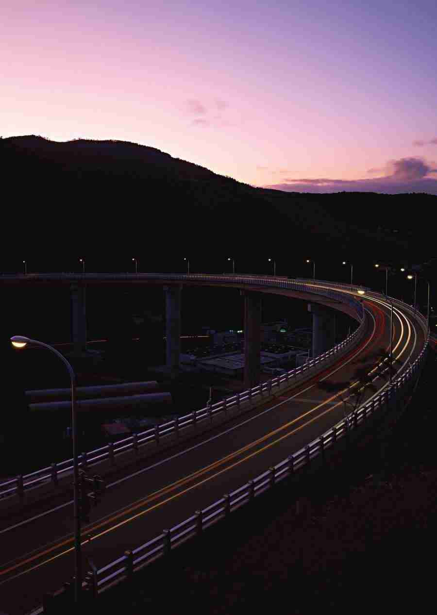 Landscapes Featuring Roads - Datacraft Sozaijiten  ></a>
<script language=JavaScript> 
  var txt = 