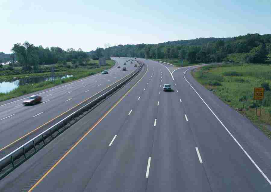 Landscapes Featuring Roads - Datacraft Sozaijiten  ></a>
<script language=JavaScript> 
  var txt = 