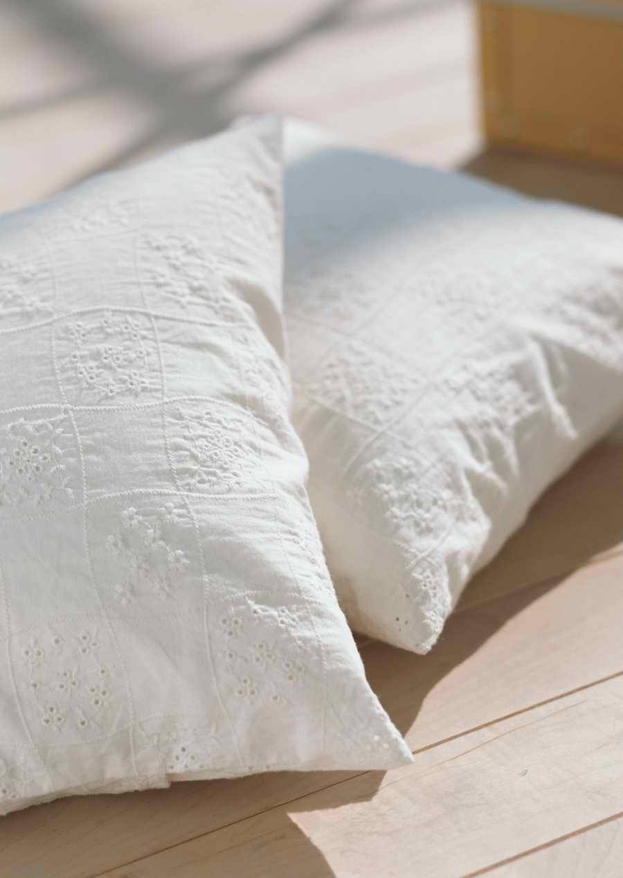 Living Space and Small Interior Items - Datacraft Sozaijiten  ></a>
<script language=JavaScript> 
  var txt = 