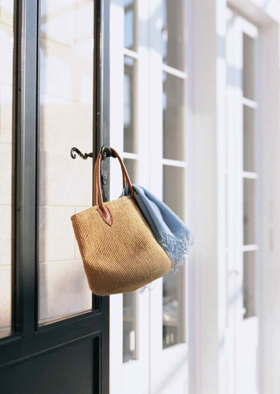 Living Space and Small Interior Items - Datacraft Sozaijiten  ></a>
<script language=JavaScript> 
  var txt = 