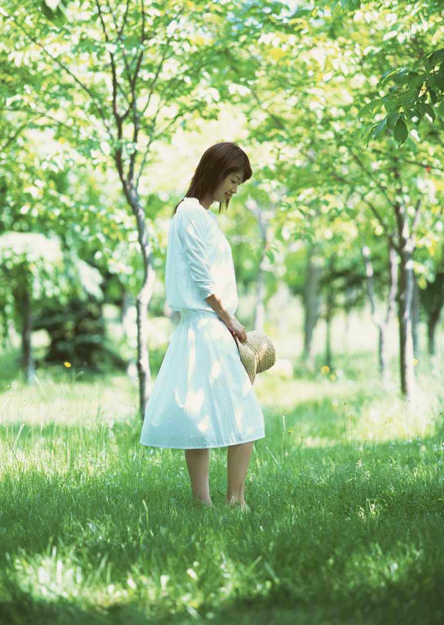 Leisure Time in the Meadow - Datacraft Sozaijiten  ></a>
<script language=JavaScript> 
  var txt = 