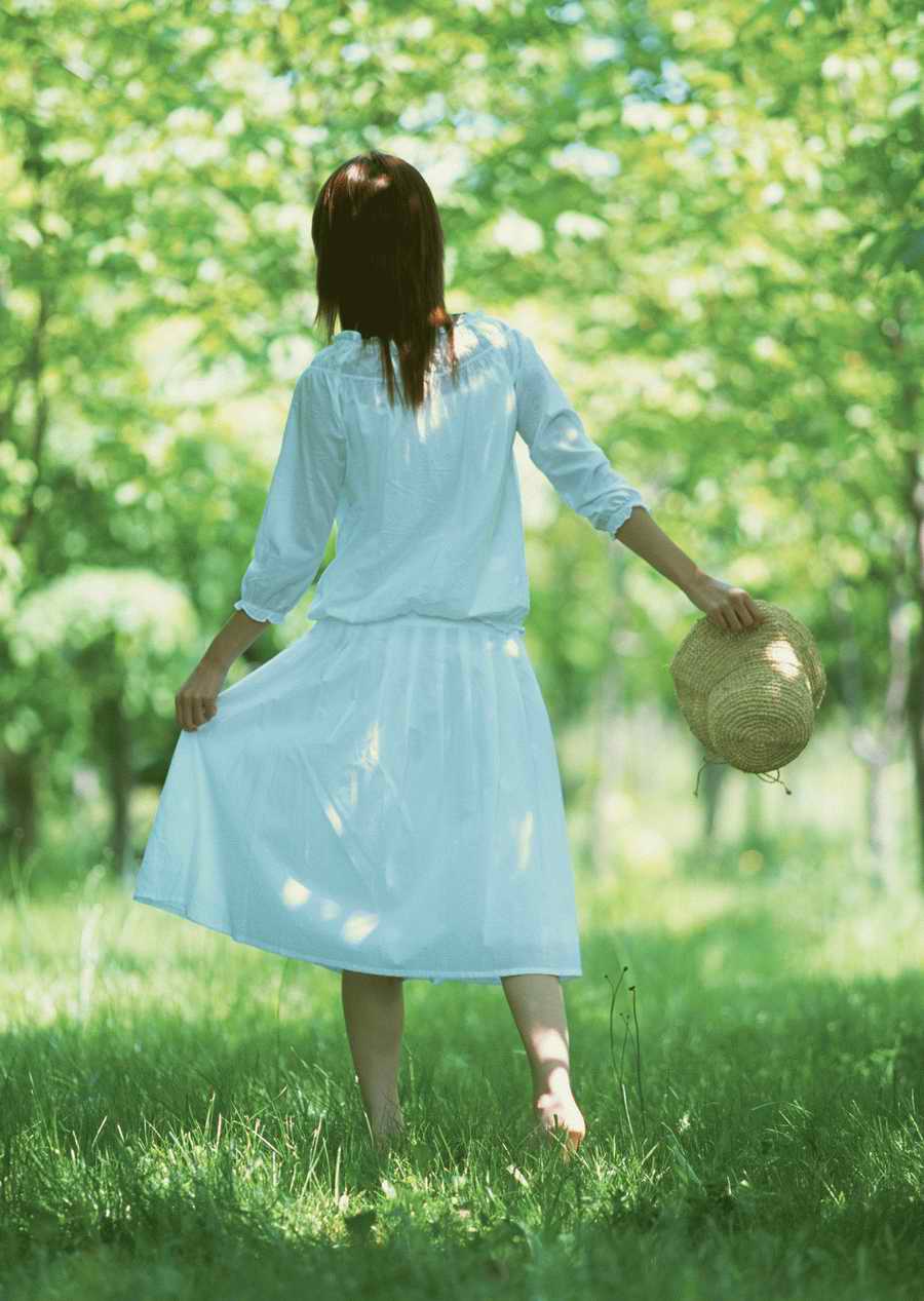 Leisure Time in the Meadow - Datacraft Sozaijiten  ></a>
<script language=JavaScript> 
  var txt = 