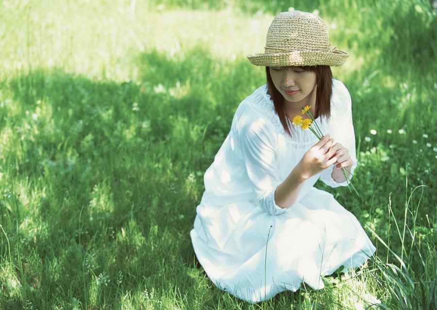 Leisure Time in the Meadow - Datacraft Sozaijiten  ></a>
<script language=JavaScript> 
  var txt = 