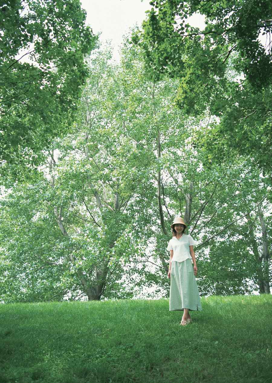 Leisure Time in the Meadow - Datacraft Sozaijiten  ></a>
<script language=JavaScript> 
  var txt = 