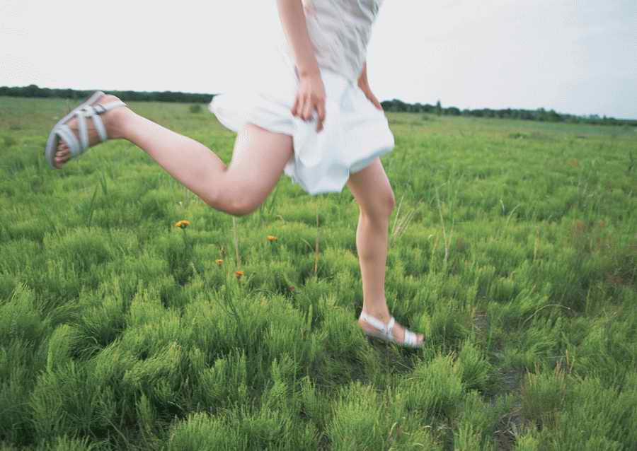 Leisure Time in the Meadow - Datacraft Sozaijiten  ></a>
<script language=JavaScript> 
  var txt = 