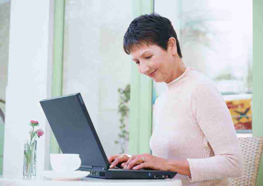 Seniors Leisure Time - Datacraft Sozaijiten  ></a>
<script language=JavaScript> 
  var txt = 