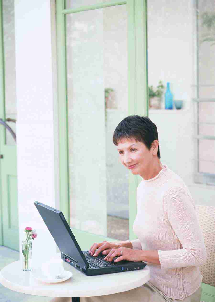 Seniors Leisure Time - Datacraft Sozaijiten  ></a>
<script language=JavaScript> 
  var txt = 