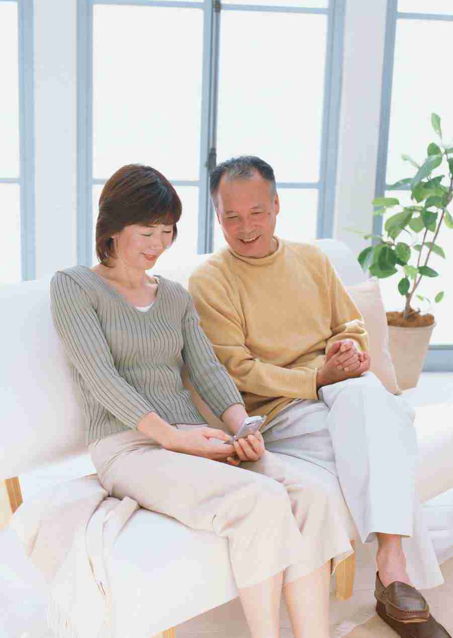 Seniors Leisure Time - Datacraft Sozaijiten  ></a>
<script language=JavaScript> 
  var txt = 