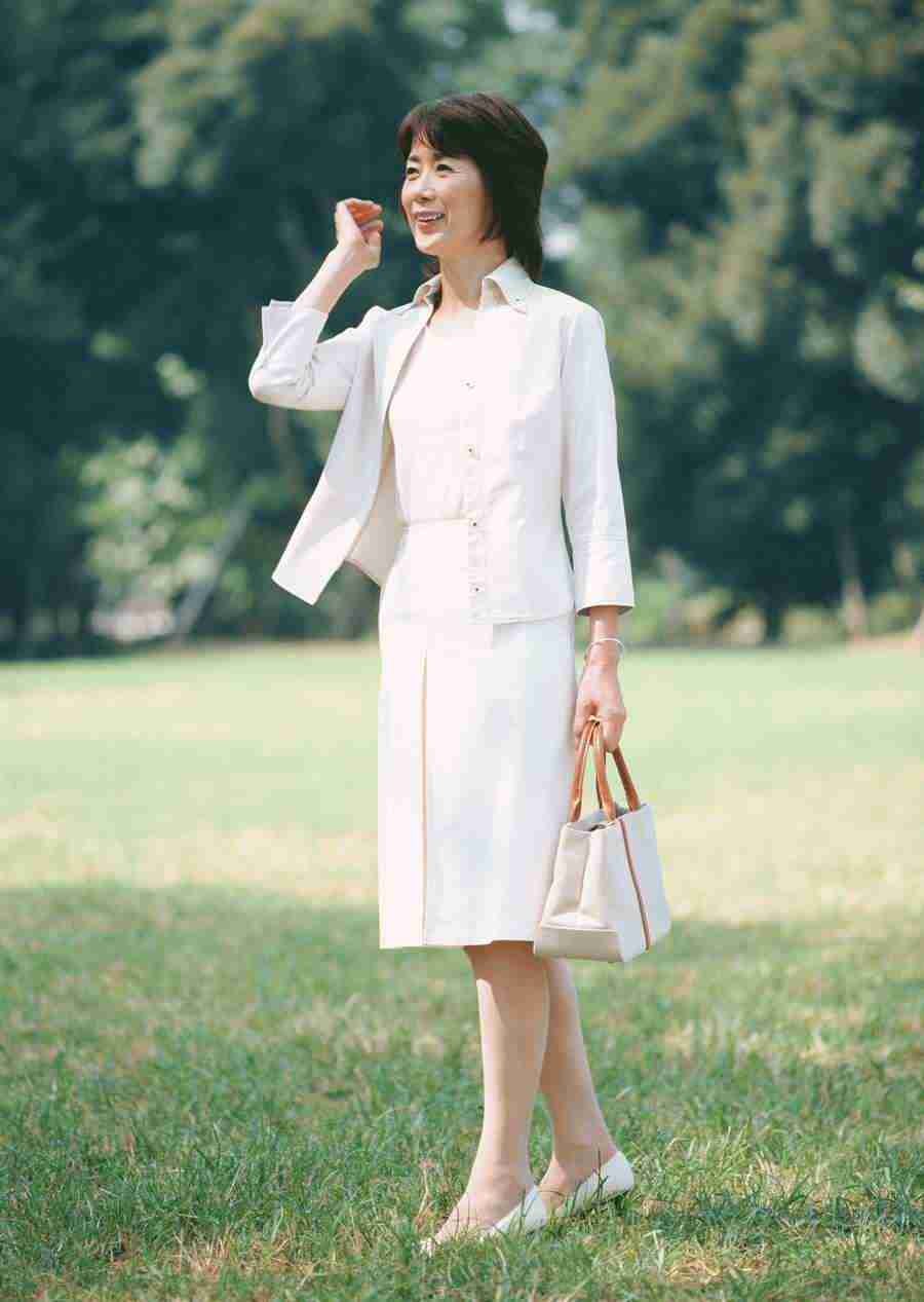 Seniors Leisure Time - Datacraft Sozaijiten  ></a>
<script language=JavaScript> 
  var txt = 