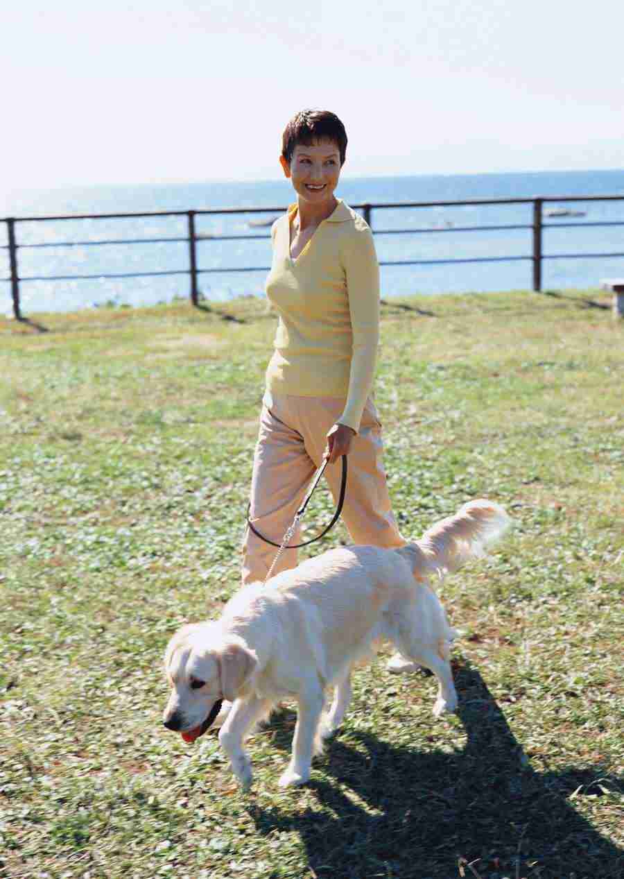 Seniors on Holiday - Datacraft Sozaijiten  ></a>
<script language=JavaScript> 
  var txt = 