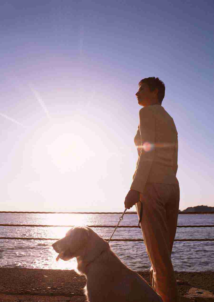 Seniors on Holiday - Datacraft Sozaijiten  ></a>
<script language=JavaScript> 
  var txt = 