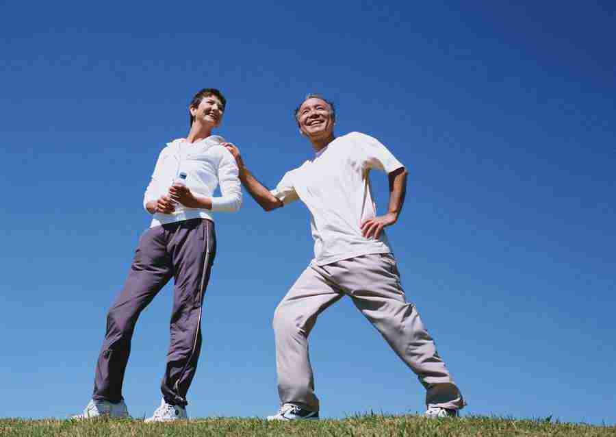 Seniors on Holiday - Datacraft Sozaijiten  ></a>
<script language=JavaScript> 
  var txt = 