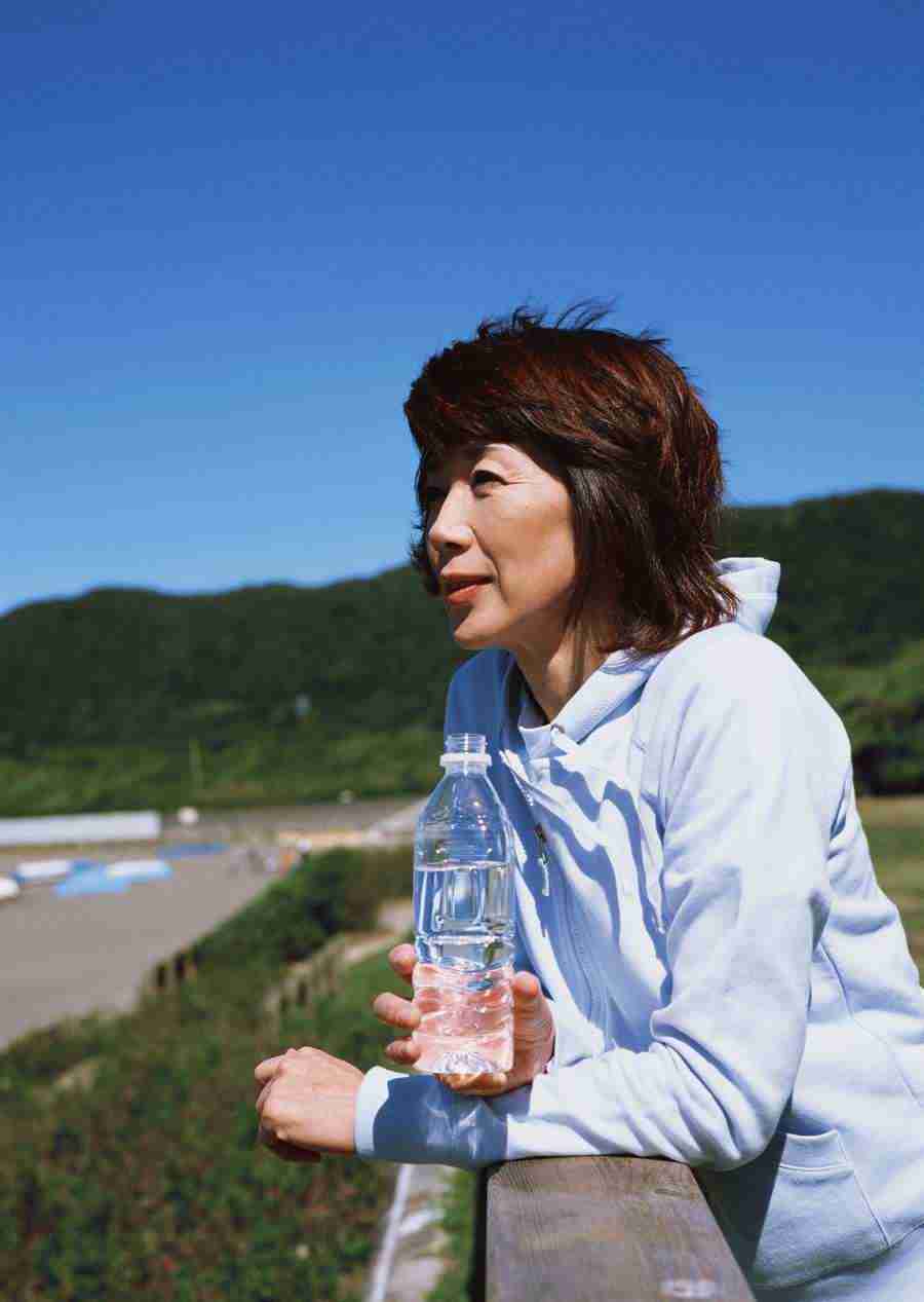 Seniors on Holiday - Datacraft Sozaijiten  ></a>
<script language=JavaScript> 
  var txt = 