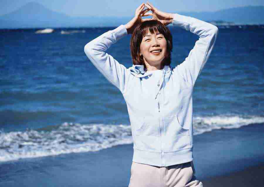 Seniors on Holiday - Datacraft Sozaijiten  ></a>
<script language=JavaScript> 
  var txt = 