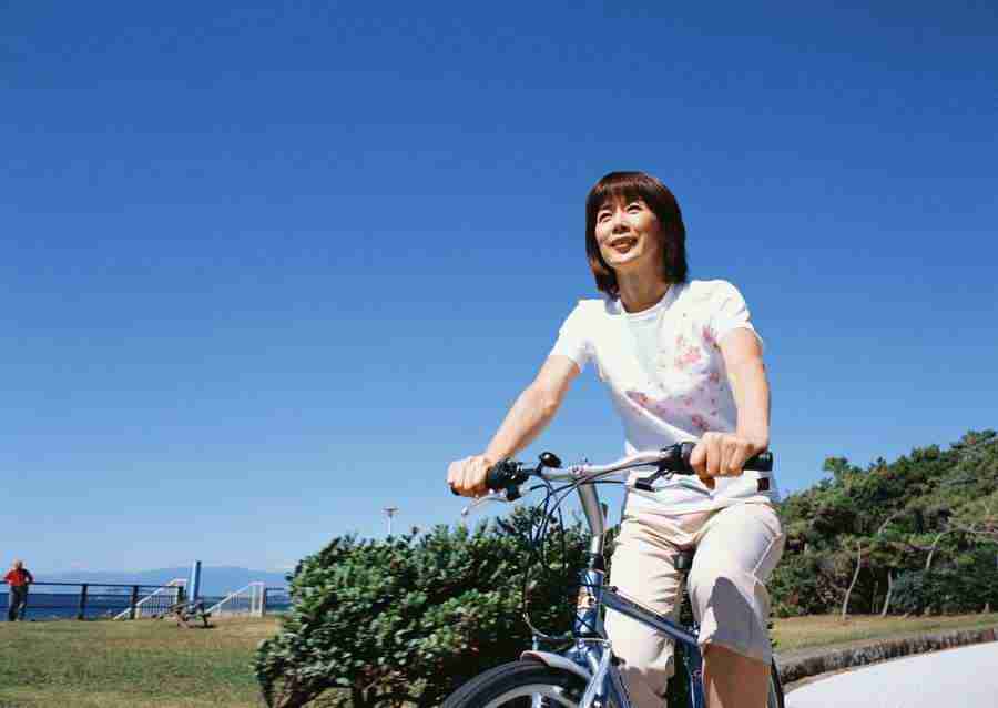 Seniors on Holiday - Datacraft Sozaijiten  ></a>
<script language=JavaScript> 
  var txt = 