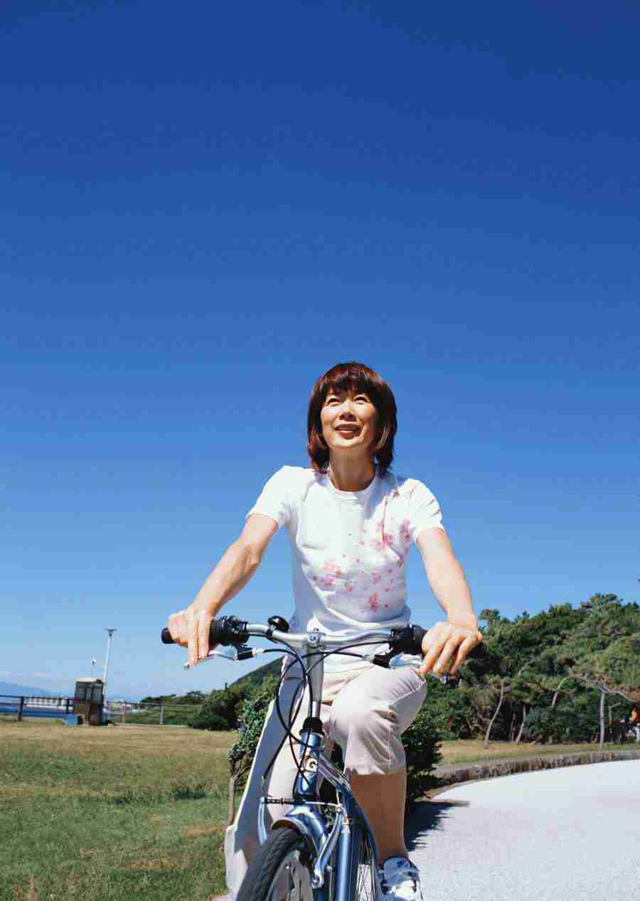 Seniors on Holiday - Datacraft Sozaijiten  ></a>
<script language=JavaScript> 
  var txt = 