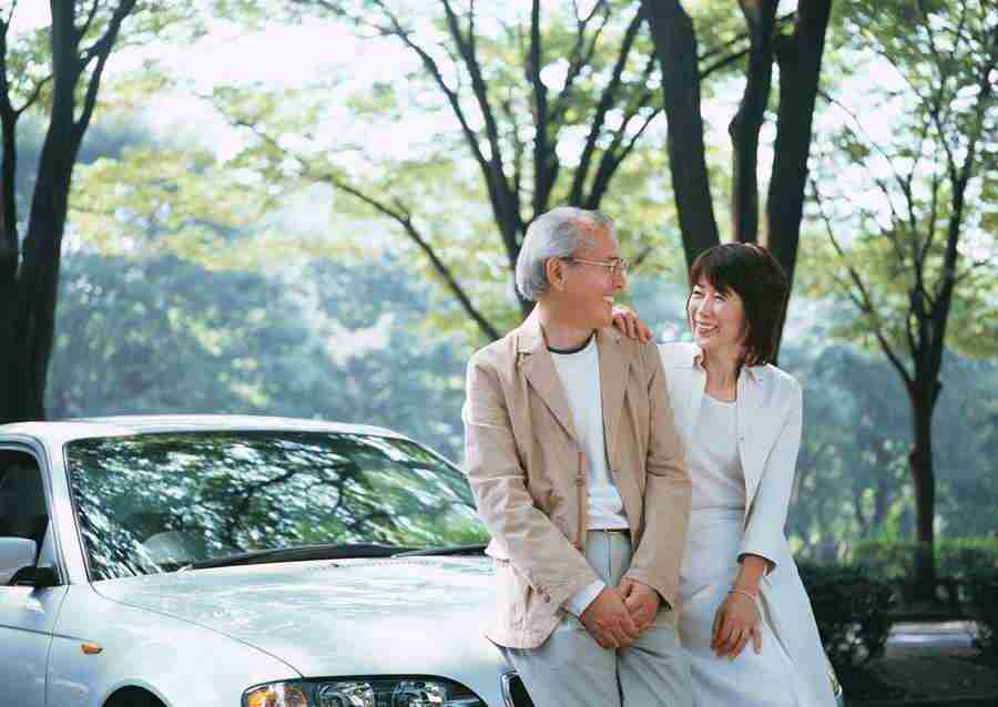 Seniors on Holiday - Datacraft Sozaijiten  ></a>
<script language=JavaScript> 
  var txt = 