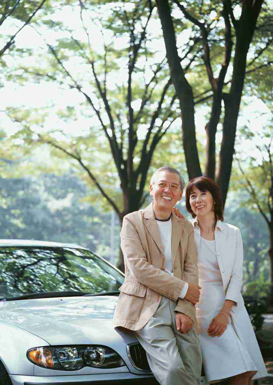 Seniors on Holiday - Datacraft Sozaijiten  ></a>
<script language=JavaScript> 
  var txt = 