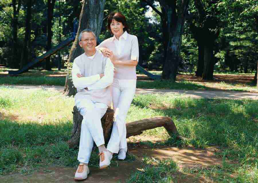 Seniors on Holiday - Datacraft Sozaijiten  ></a>
<script language=JavaScript> 
  var txt = 