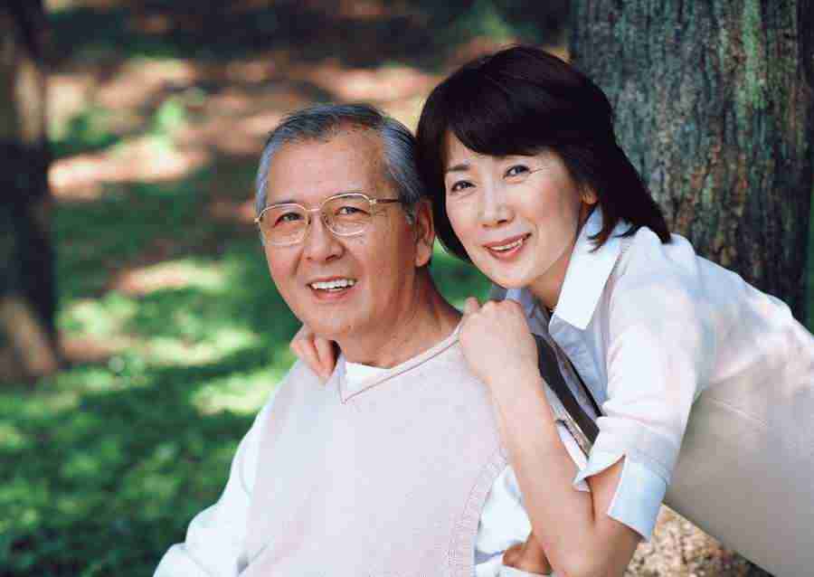 Seniors on Holiday - Datacraft Sozaijiten  ></a>
<script language=JavaScript> 
  var txt = 