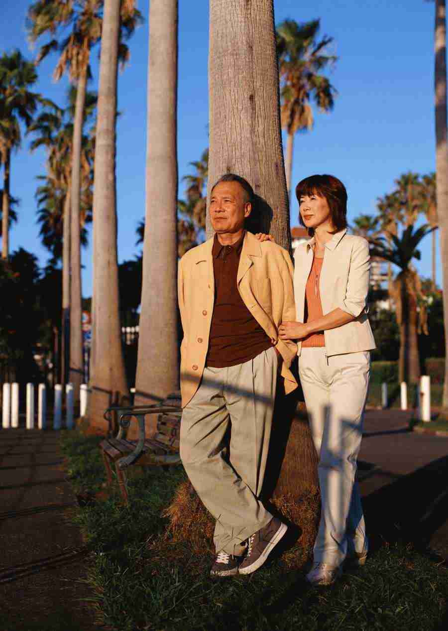 Seniors on Holiday - Datacraft Sozaijiten  ></a>
<script language=JavaScript> 
  var txt = 