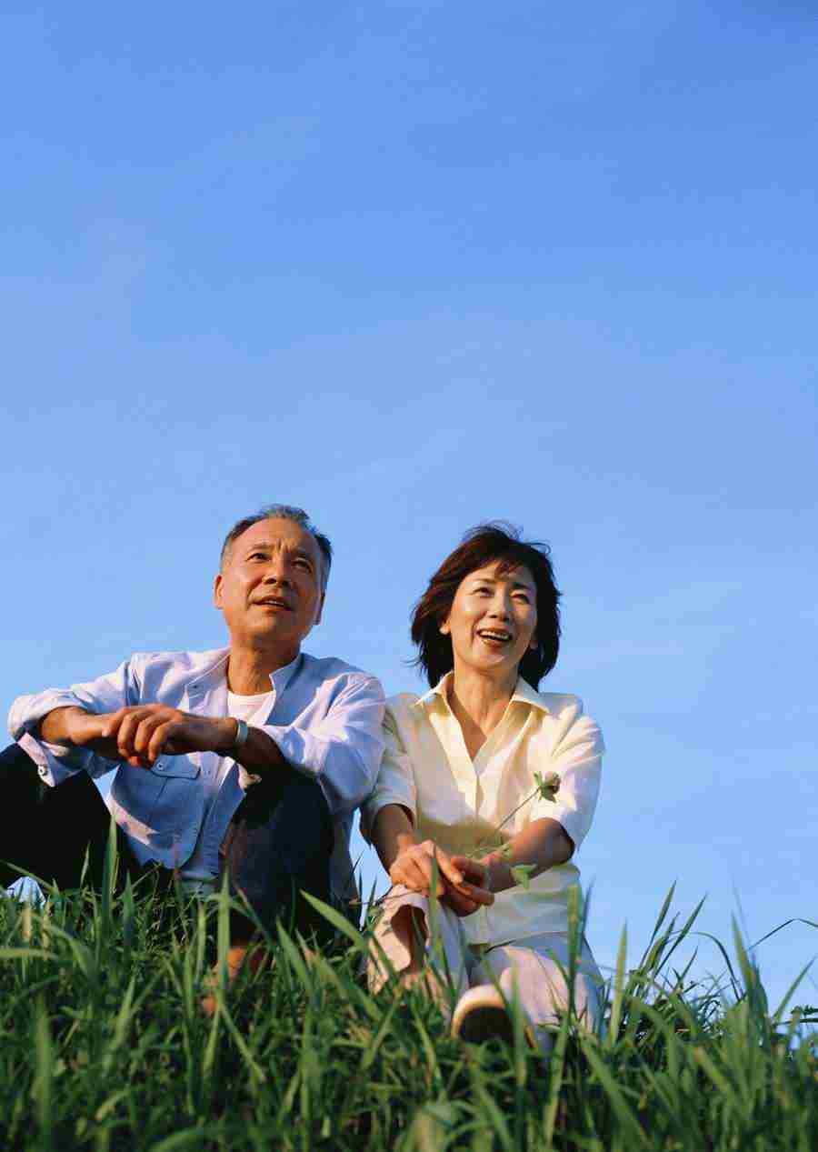 Seniors on Holiday - Datacraft Sozaijiten  ></a>
<script language=JavaScript> 
  var txt = 