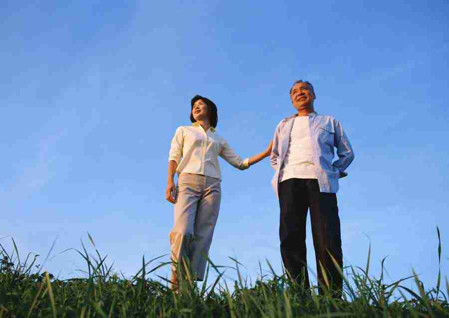 Seniors on Holiday - Datacraft Sozaijiten  ></a>
<script language=JavaScript> 
  var txt = 